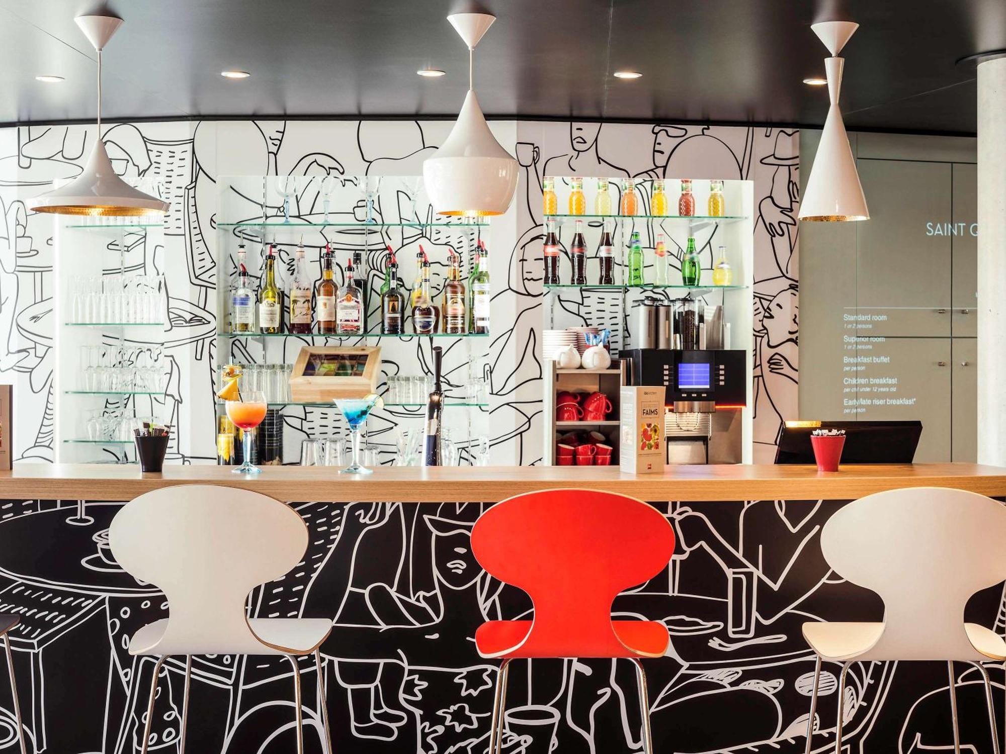 5 Hôtels 3 Étoiles Près du Golf National qui Valent le Détour